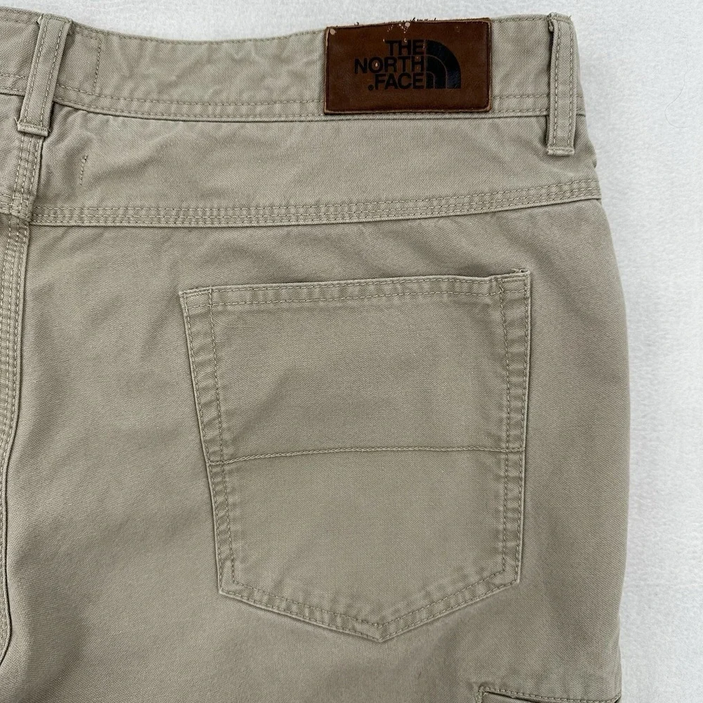 The North Face Long Khaki Tan Cotton Nylon Straight Leg Utility Pants Mens 40